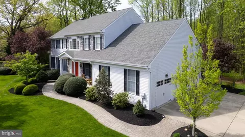 Exterior - 31 Millwood Ct, Mickleton, NJ 08056 photo 3 of 9