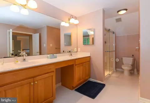 Bath - 31 Millwood Ct, Mickleton, NJ 08056 photo 1 of 3