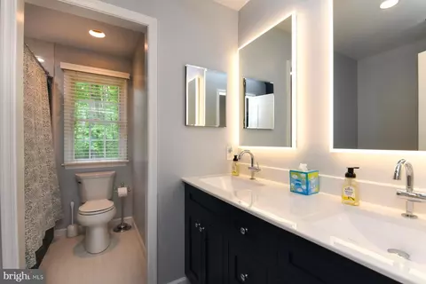 Bath - 31 Millwood Ct, Mickleton, NJ 08056 photo 3 of 3