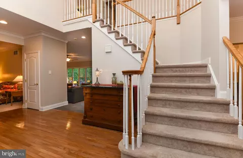 Entry Way - 31 Millwood Ct, Mickleton, NJ 08056 photo 3 of 8