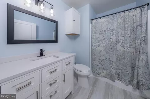 Bath - 403 Village Ct, Mickleton, NJ 08056 photo 2 of 2