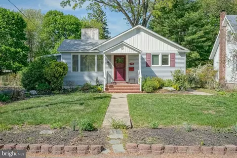 313 Villanova Rd, Glassboro, NJ 08028