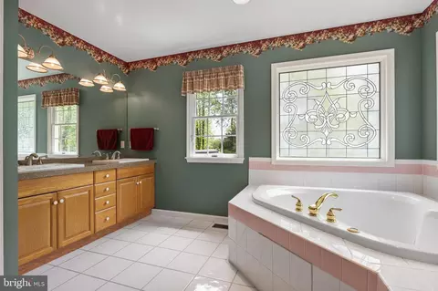 157 W Wolfert Station Rd, Mickleton, NJ 08056 photo 24