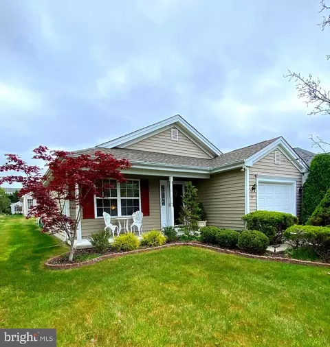 27 Leisure Ln, Sewell, NJ 08080