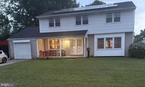 307 Congress Dr, Gibbstown, NJ 08027