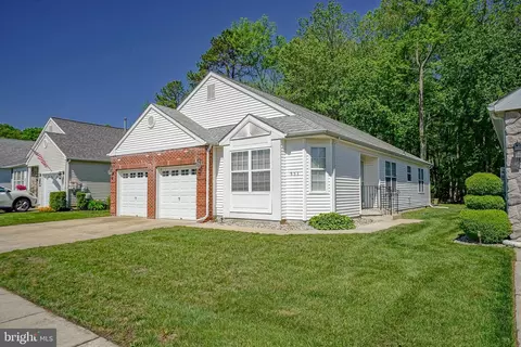 531 St Martin Ct, Williamstown, NJ 08094