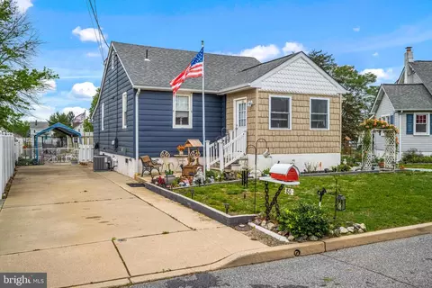 80 Woodland Ave, West Deptford, NJ 08086