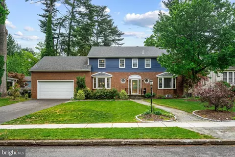 70 N Woodland Ave, Woodbury, NJ 08096