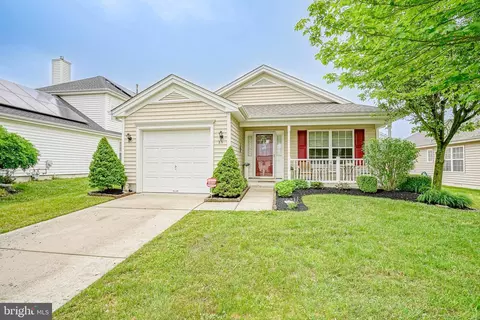 25 Leisure Ln, Sewell, NJ 08080