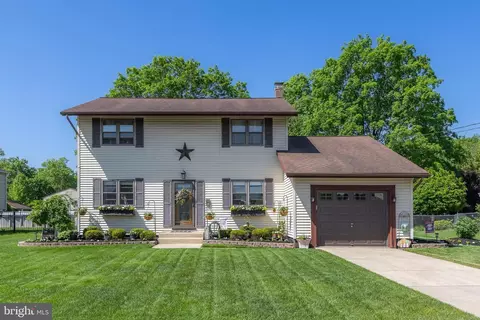 341 Carson Ave, Gibbstown, NJ 08027