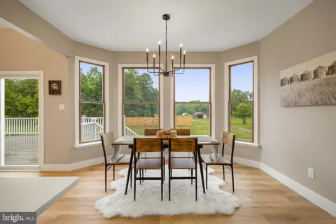 Dining - 123 W Tomlin Station Rd, Mickleton, NJ 08056 photo 1 of 3