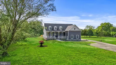 Exterior - 123 W Tomlin Station Rd, Mickleton, NJ 08056 photo 4 of 11