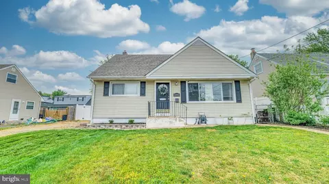 510 Elm Ave, Deptford, NJ 08096