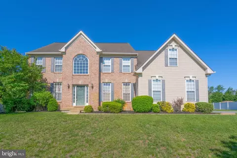 14 Forrest Ct, Woolwich Township, NJ 08085