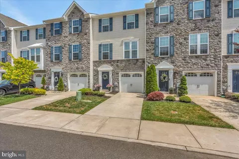 1027 Regency Pl, Sewell, NJ 08080