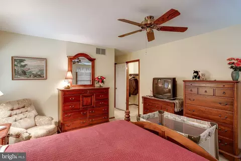 402 Doerrman Dr, Mickleton, NJ 08056 photo 22