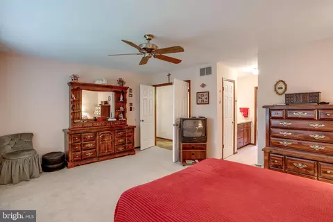 402 Doerrman Dr, Mickleton, NJ 08056 photo 16
