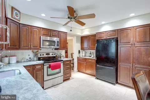 402 Doerrman Dr, Mickleton, NJ 08056 photo 10