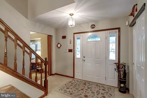 402 Doerrman Dr, Mickleton, NJ 08056 photo 2