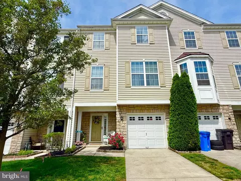 95 Oakridge Dr, Mount Royal, NJ 08061