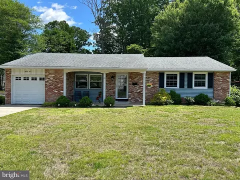 35 Forrest, Turnersville, NJ 08012