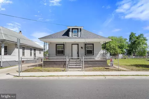 311 W Washington St, Paulsboro, NJ 08066