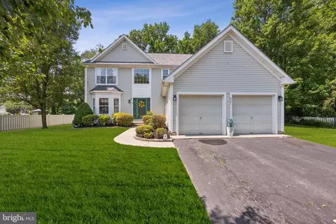 5 Hawkview Ct, Westville, NJ 08093