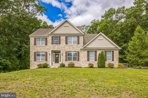 19 Hickory Ridge Ct, Mullica Hill, NJ 08062