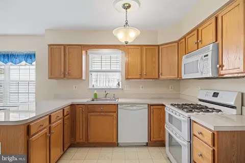 Kitchen - 231 Gaunt Dr, Mickleton, NJ 08056 photo 1 of 2