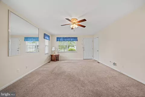 Living - 231 Gaunt Dr, Mickleton, NJ 08056 photo 1 of 2