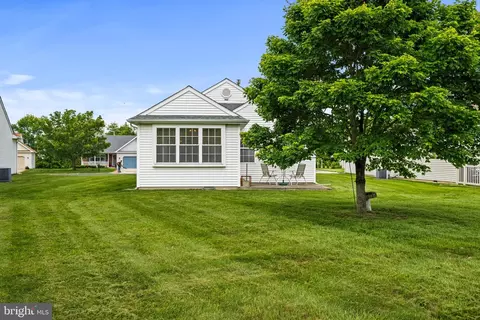 Exterior - 231 Gaunt Dr, Mickleton, NJ 08056 photo 4 of 6