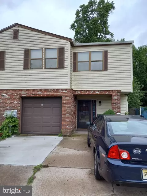 31 Phoenix Ct, Sewell, NJ 08080