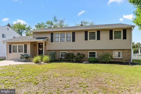 129 Trent Rd, Turnersville, NJ 08012
