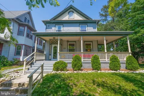 28 High St, Woodbury, NJ 08096