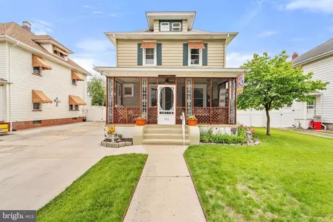 573 Beacon Ave, Paulsboro, NJ 08066