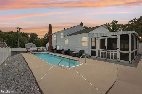 668 Princeton Blvd, Wenonah, NJ 08090