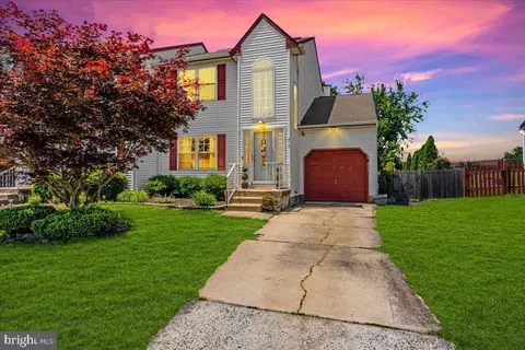 212 Strawbridge Ln, Mullica Hill, NJ 08062
