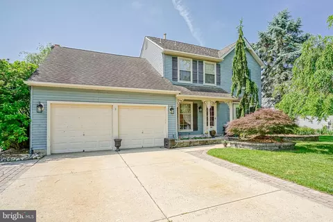 67 Saddlebrook Dr, Sewell, NJ 08080