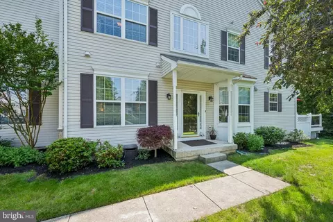 134 Rittenhouse Dr, Deptford, NJ 08096