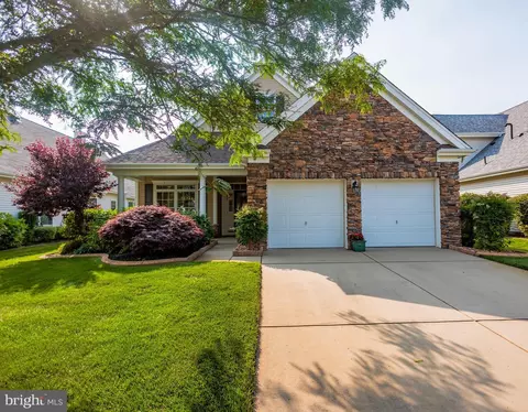 302 Gosling Way, Glassboro, NJ 08028