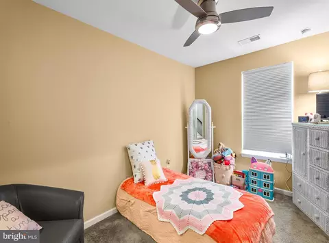 Bedroom - 1032 Regency Pl, Sewell, NJ 08080 photo 2 of 3