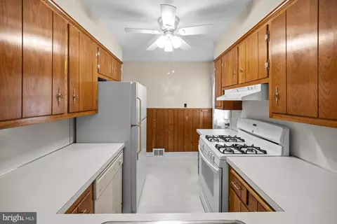 Kitchen - 1006 Orienta Ter, Pitman, NJ 08071 photo 1 of 1