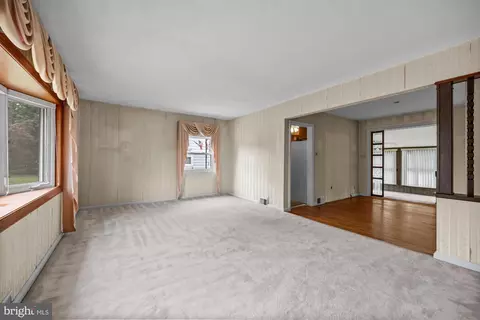 Living - 1006 Orienta Ter, Pitman, NJ 08071 photo 1 of 3
