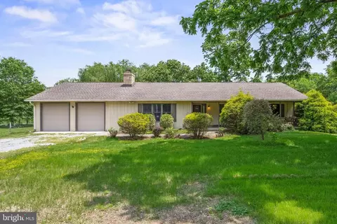 724 Franklinville Rd, Mullica Hill, NJ 08062