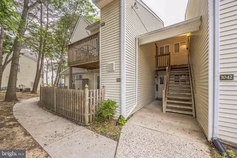 1043 Tristram Cir, Mantua, NJ 08051