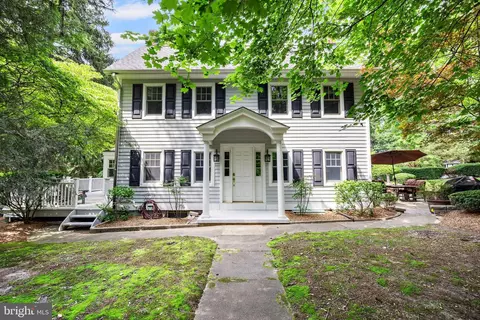 136 Lambs Rd, Sewell, NJ 08080