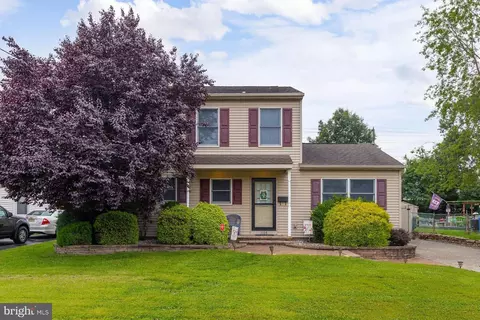 1104 State Rd, Westville, NJ 08093
