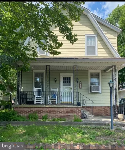 248 W Centre St, Woodbury, NJ 08096