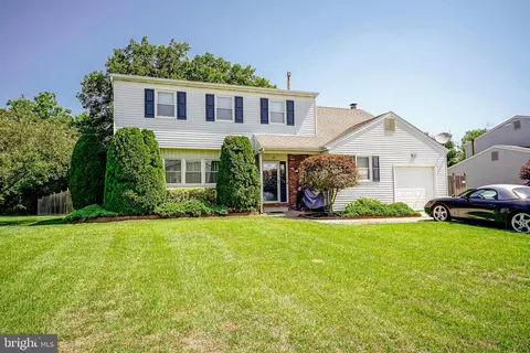 31 Mansfield Dr, Sewell, NJ 08080