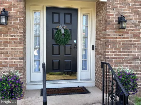 227 Ramblewood Dr, Sewell, NJ 08080